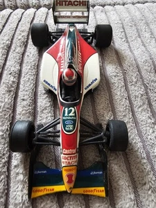 ONYX 167 Modello LOTUS 107B FORD #12 JOHNNY HERBERT Sky UK Moderatore F1 Formula 1 - Foto 1 di 3