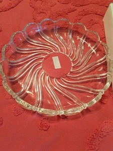 Plato transparente de menta Mikasa 13 1/4 de colección nuevo en caja servidor de caramelos de cristal pesado - Imagen 1 de 6