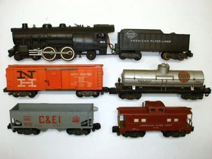 American Flyer Freight Set - 303 Locomotive + 4 Cars [Lot 9-S12] - Picture 1 of 2