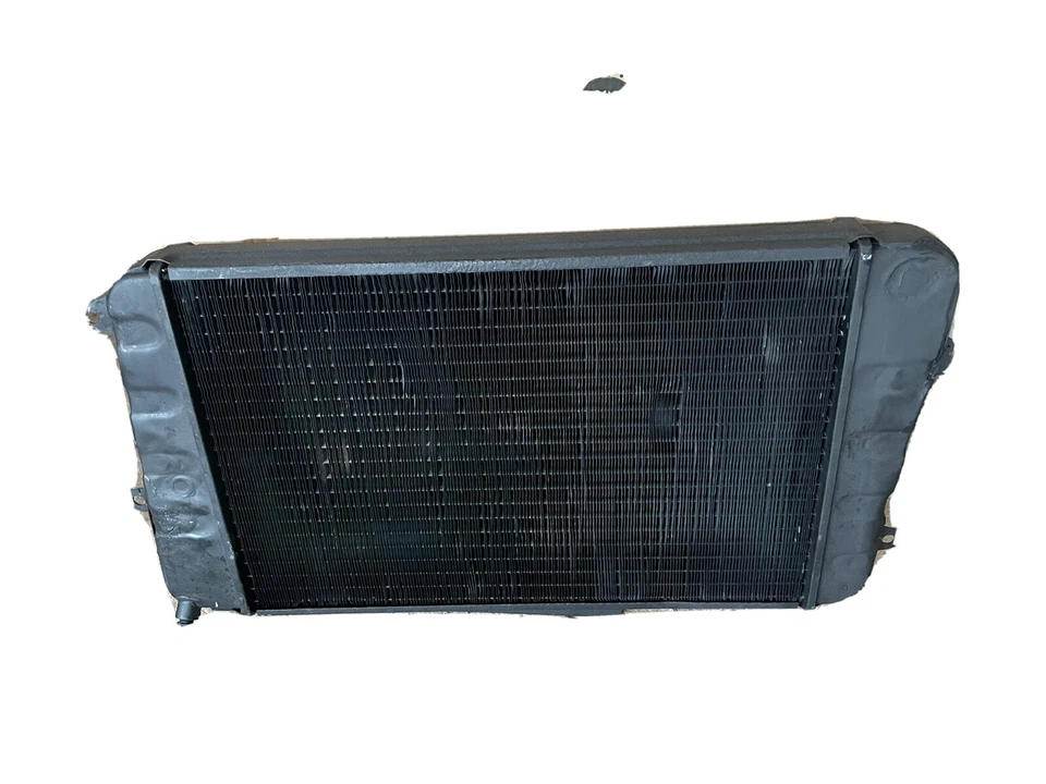 Original Daimler Dart SP250 B Spec Marston Excelsior Brass Radiator OEM - Изображение 1 из 4