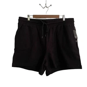 Torrid Womens NWT Black Mid Rise Everyday Cotton Fleece Patch Pocket Shorts 3X - Picture 1 of 9