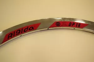 Cerchio RIGIDO DP 18 700c 28'' 24 fori 622x13 strada vintage cromato doppia parete lega - Foto 1 di 10