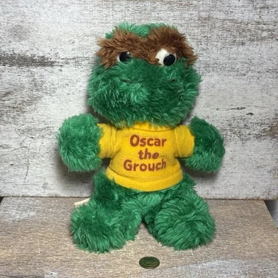 VINTAGE 80's Applause Sesame Street OSCAR THE GROUCH Stuffed Plush Animals 9"x6" - Image 1 of 4