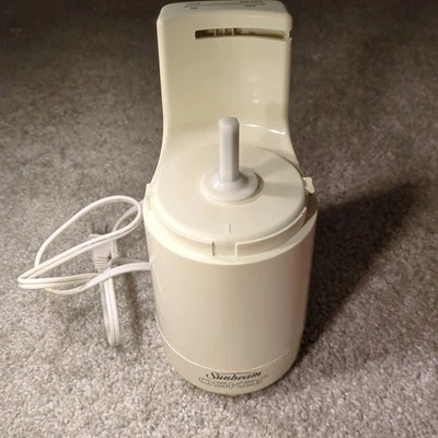 Sunbeam Oskar Food Processor Model 14181 Motor Base Replacement Part - Image 1 of 4