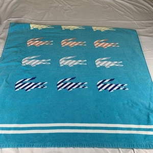 Toalla de playa/piscina con estampado de cocodrilo LACOSTE~azul/multicolor~36x68"~100% algodón~LEER - Imagen 1 de 18