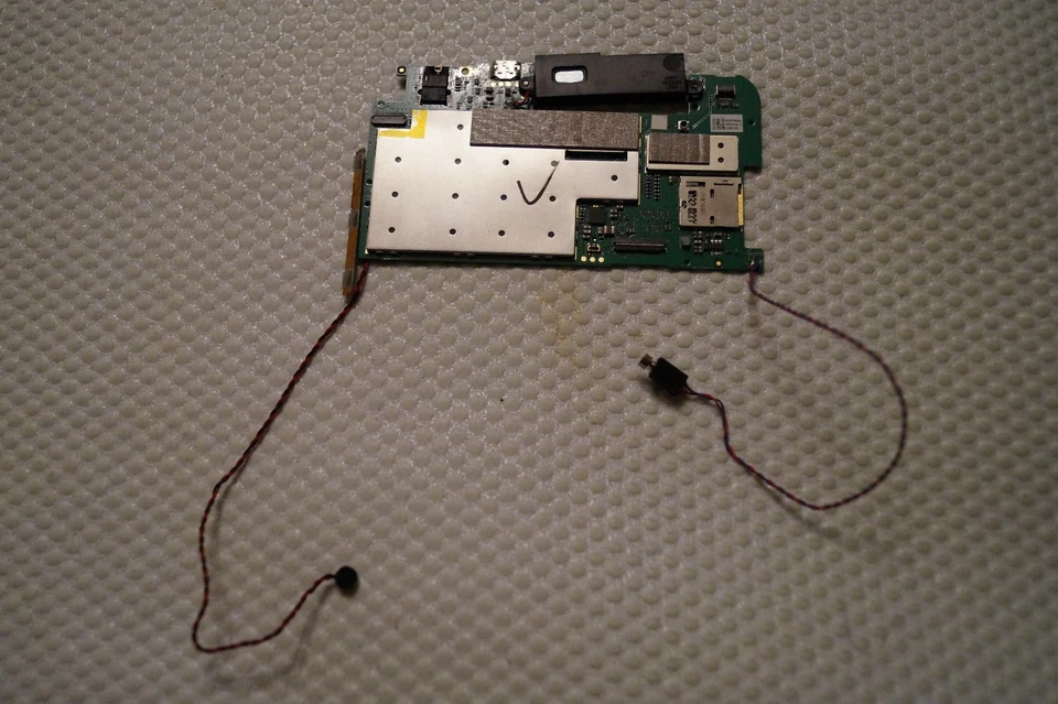 MOTHERBOARD 8GB CEE CA-F121 FOR 7" LENOVO TAB 2 A7-20F TABLET - Image 1 of 3