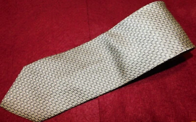 CORBATA A RAYAS CRUZADAS GRIS/BLANCO HECHA EN ITALIA - CORBATAS DE DISEÑO. Foto 1 de 3