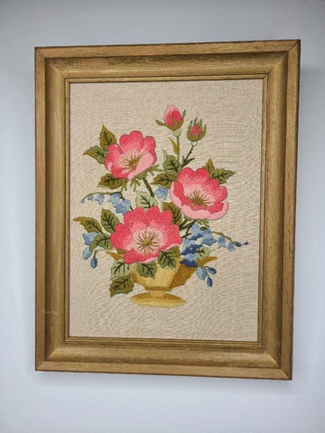 Floral Crewl ELSA WILLIAMS FLORAL BOUQUET Cover