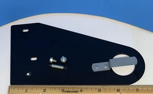 ROWE AMI CD JUKEBOX HOLD DOWN PLATE ASSY FOR ROWE CD MECHANISM #30954701 - Picture 1 of 9