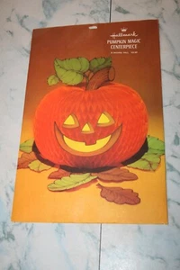 Vintage Hallmark Pumpkin Magic Cardboard Center Piece - Picture 1 of 2