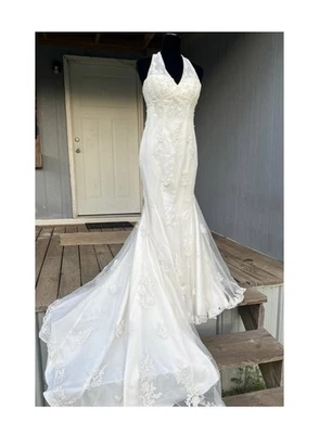 Halter Neck Lace Wedding Dress - Image 1 of 4
