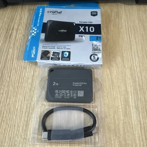 SSD portatile Crucial X10 Pro 2 TB USB-C 3.2 Gen2 - Foto 1 di 9