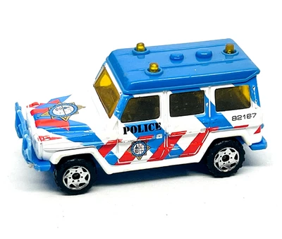 Matchbox International 30 Mercedes 280GE in white, blue roof, "Police" tampo! - Image 1 of 3