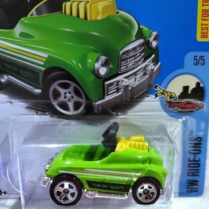 Pedal Driver #301 verde lima Hot Wheels Ride Ons escala 1:64 - Imagen 1 de 11