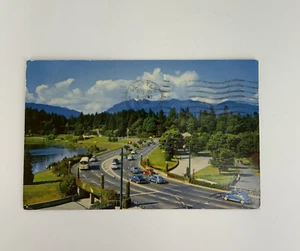 Postkarte Vancouver BC Kanada Eingang Stanley Park verschickt Seattle 1956 Chrome - Bild 1 von 2