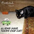 Crittertude: Aliens Have Taken Our Cat! By David Martin (English) Paperback Book