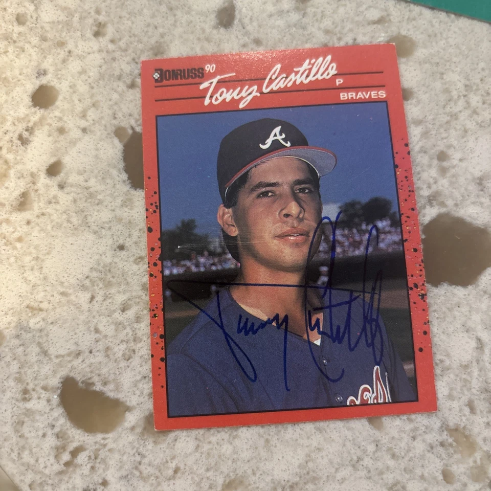 1990 Donruss - Tony Castillo #592 Auto - Image 1 of 1