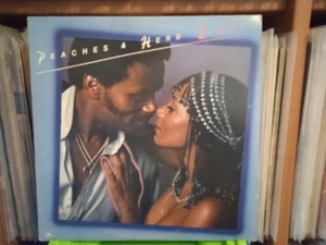 Peaches & Herb – 2 Hot! - LP - 1978 - Polydor - Picture 1 of 2