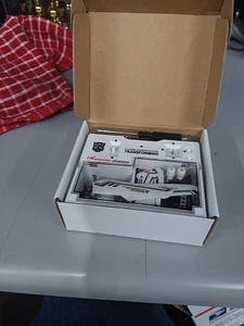 Well Played Toys RC Helicopter Remote Control White, New - Picture 1 of 4