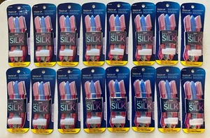 18 Stück = Schick Hydro Silk Ausbesserungs-Dermaplaning-Tool für Augenbrauen VORTEILSPACK 6er-Packung - Bild 1 von 1