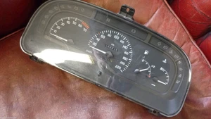 Renault Laguna 1 B56 - 1.8 66kW - Tacho Tachometer Kombiinstrument - 7700844747 - Bild 1 von 1