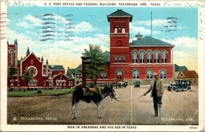 Postcard Texarkana Post Office Federal Bldg Man in Arkansas and His Ass In Texas - Picture 1 of 2