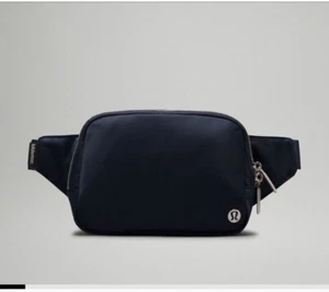 NWT LULULEMON EVERYWHERE BELT BAG METAL HARDWARE LARGE 2 L NAVY SILVER - Picture 1 of 10