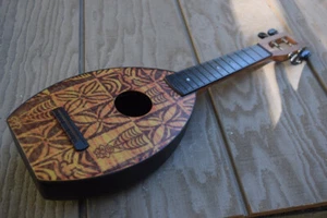 Flea Ukulele by The Magic Fluke M30 - Picture 1 of 2