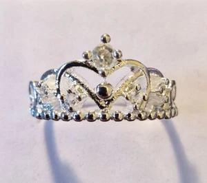 WHOLESALE 925 SILVER FILLED RING WITH CROWN PATTERNS & FREE GIFTBAG - Picture 1 of 7