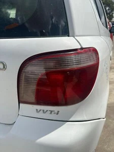 TOYOTA ECHO 10/1999-09/2002 RIGHT TAILLIGHT LENS 52-004 NCP10R HATCHBACK - Picture 1 of 12