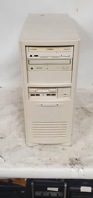 Vintage Gaming High Point HPT370/372 Intel Pentium 4 1.8GHz Computer No HDD - Image 1 of 4