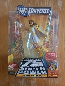 DC Universe Mary Batson White Variant AF,  BAF Piece Included, Please Look! - Picture 1 of 6