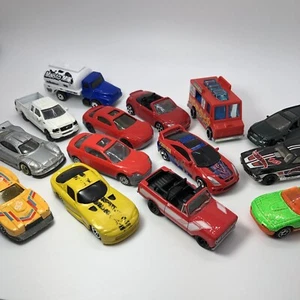 1lb+ Hot Wheels, Maisto, Matchbox Random Car Lot - Mercedes, Audi, Toyota, Etc. - Picture 1 of 3