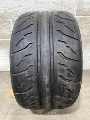 1 件 P275/35R19 普利司通 Potenza RE-71R 7/32 102 W 二手轮胎 2753519 — 第 1/3 张图片