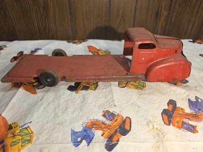 Camión de madera vintage de 16" de acero prensado Marx Lumar con cama plana, piezas o personalizado. Foto 1 de 4