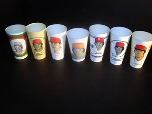 1970s/1980s Pete Rose Plastic Glass Collection – Set of 7, Reds and Phillies - Picture 1 of 4