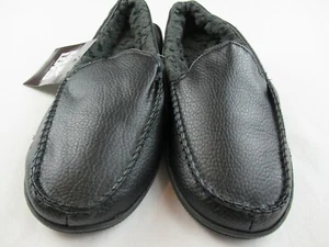 The Original Muk Luks Men's Lined Slippers Shoes Black Vegan Leather Size S 8-9 - Picture 1 of 6