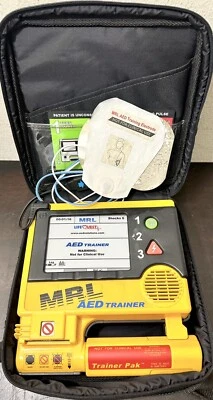 MRL AED Trainer Primo Soccorso Simulatore RCP Trainer Pak NON TESTATO - Immagine 1 di 4