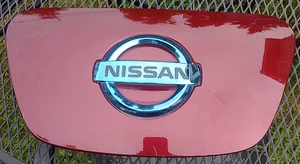 Cubierta de puerto de carga Nissan Leaf 2017 - Imagen 1 de 3