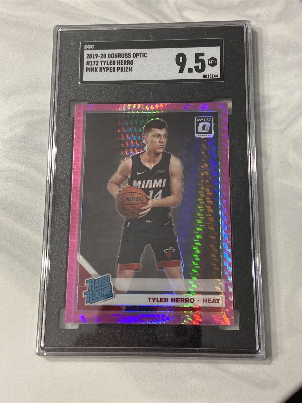 Tyler Herro 2019 Panini Donruss Optic Hyper Pink Prizm RC #172 SGC 9.5