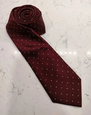 Corbata ajustada Paul Smith 100 % seda ITALIA lunares de lujo granate lunares blancos usada en excelente estado Foto 1 de 4