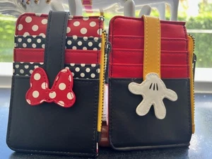DISNEYLAND PARÍS Mickey & Minnie Mouse Portatarjetas Identificación Billetera Cremallera CONJUNTO ÉL Y ELLA - Imagen 1 de 2