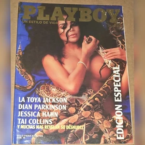 1 VHTF Playboy Mexico La Toya Jackson 18 Gold Foil Snake Ed Magazine Sexy 1992 - Picture 1 of 7