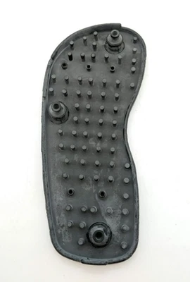 CUBIERTA REPOSAPIÉS YAMAHA NUEVA OEM 2001-2010 XVS650 5BN-27423-00 Foto 1 de 4