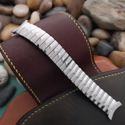 19mm 18mm 16mm Flex-Let Stainless Short Expansion 1955 Unused Vintage Watch Band - Image 1 of 4