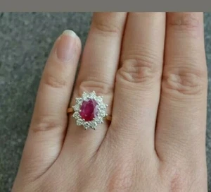 1/2 Ct Rundschliff Simulierter Rubin- Und Diamantcluster-Ring 18k Gelbvergoldet - Bild 1 von 5