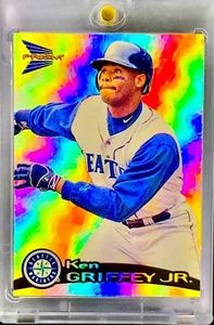 ✨1999 PACIFIC PRISM ⚾️ KEN GRIFFEY JR. RARO RIFRATTORE #133 NM SP THE KID HOF - Foto 1 di 10