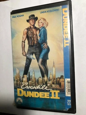 CROCODILE DUNDEE II PAUL HOGAN, LINDA KOZLOWSKI, ORIGINAL RELEASE VHS #2 - Image 1 of 2