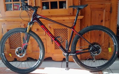 Focus Raven 9.9 L race-MTB XTR Carbon  8,6kg v. Extras, UVP so 7500€, neuwertig  - Bild 1 von 4