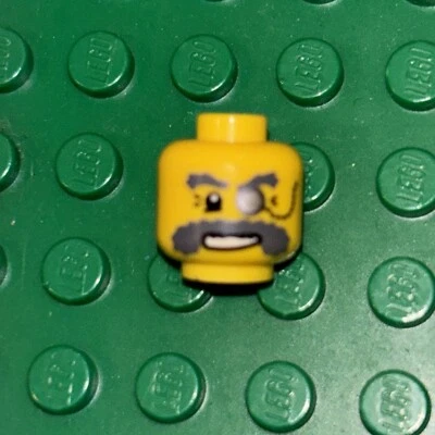 LEGO MINIFIGURE COLLECTABLE SERIES 2 - 1 x HEAD FOR THE EXPLORER 8684 - Image 1 of 2
